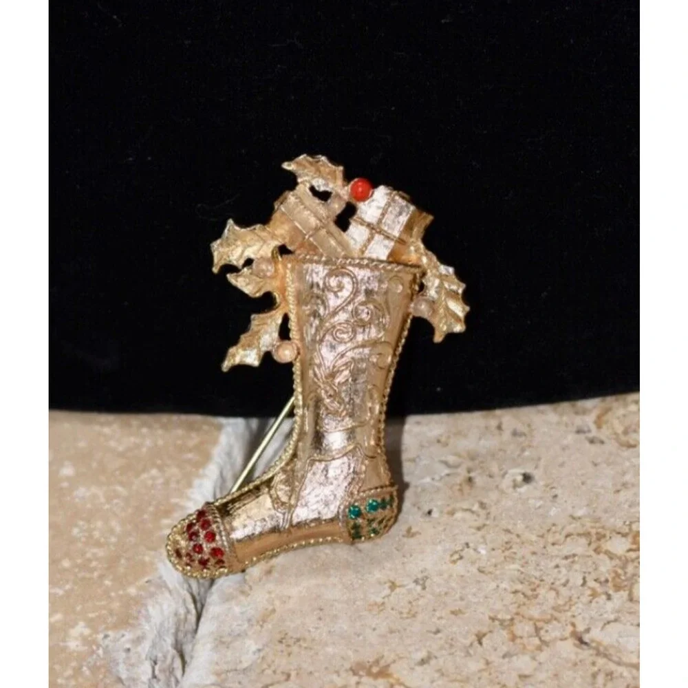 Napier Ruby Sapphire Rhinestone Christmas Stocking Gold Plated Signed NICE